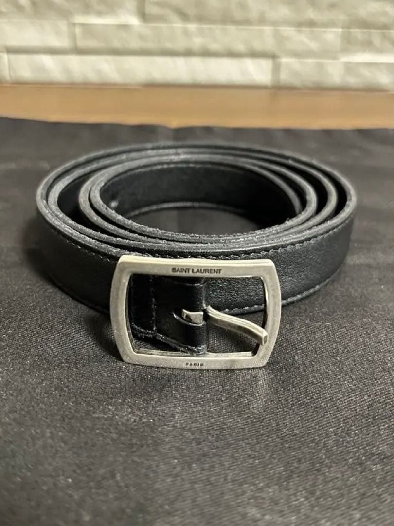 SAINT LAURENT PARIS レザーナローベルト
