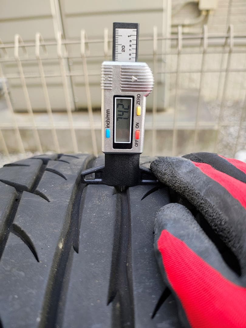 FINALIST　ファイナリスト ５９５EVO 245/35R19 ４本 バリ山