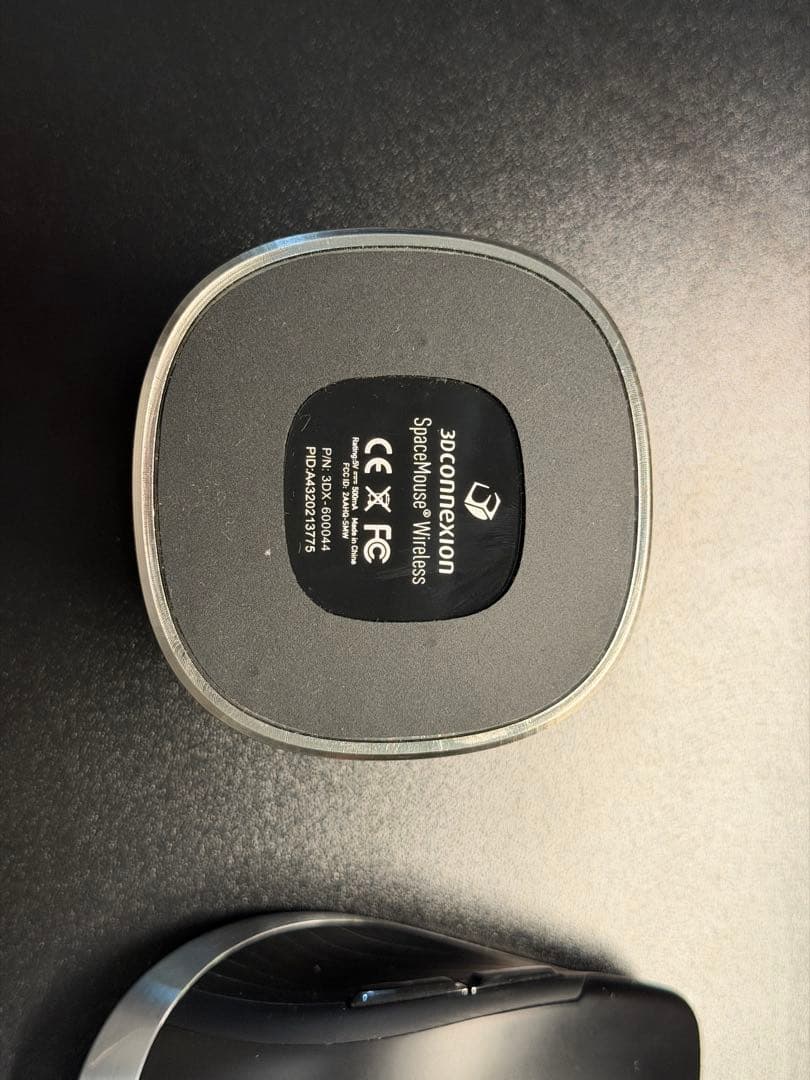 CadMouse Compact & SpaceMouse本体