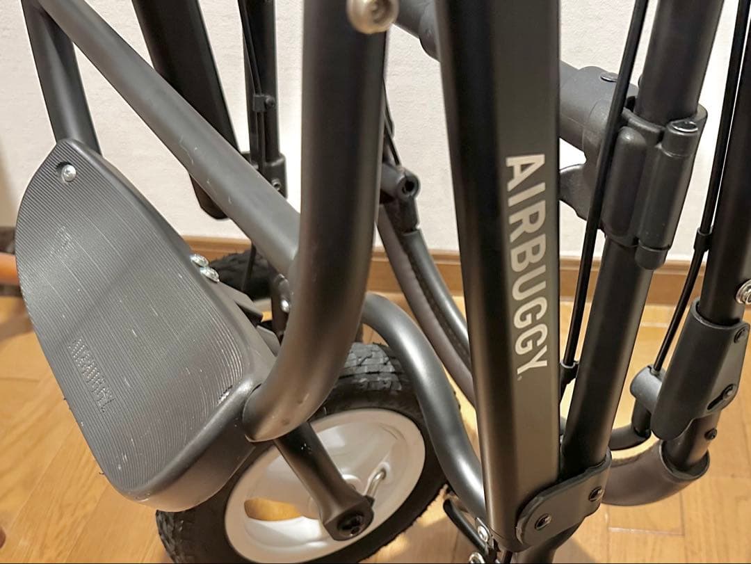 AIRBUGGY for PET DOME3 新型ブラックフレーム ホイール付き