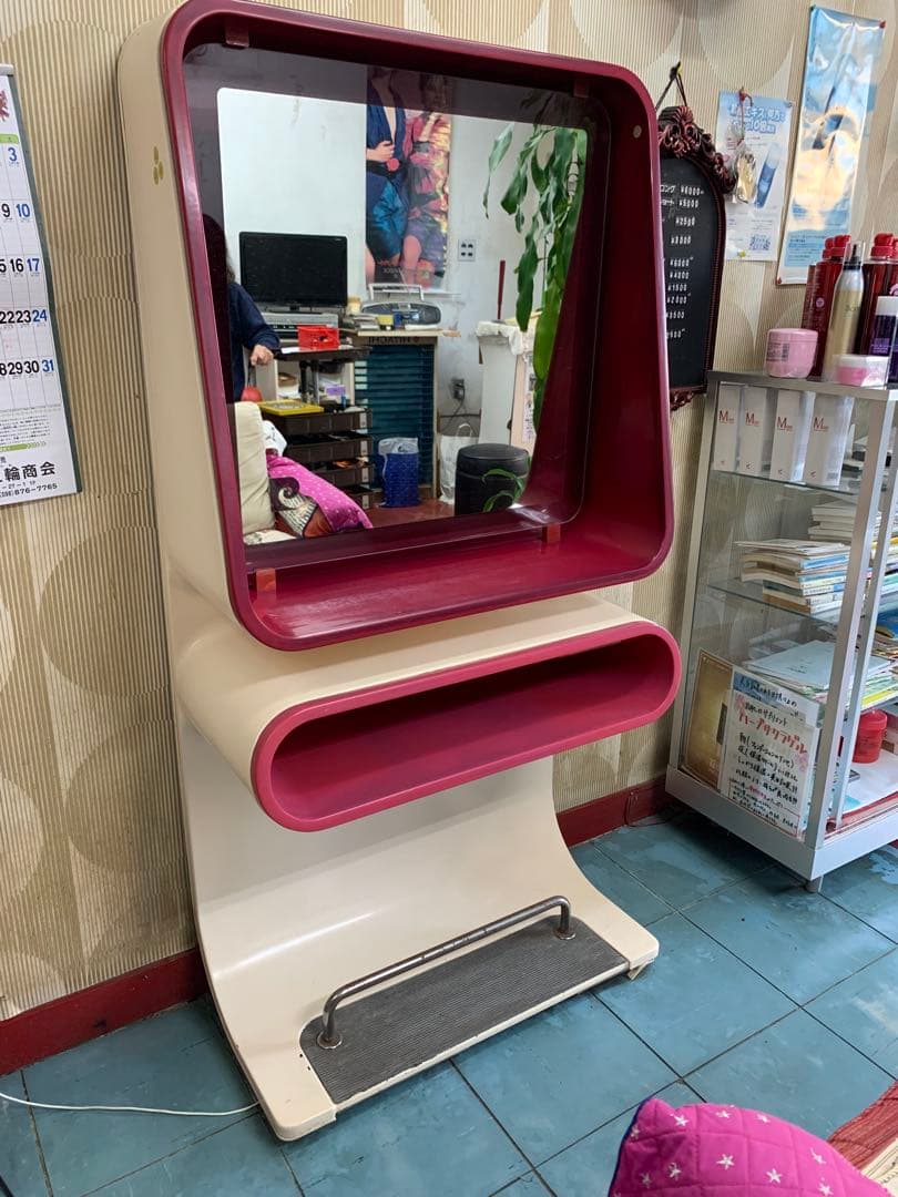 【良品】ピエールカルダン　ミラー　レッド　美容室