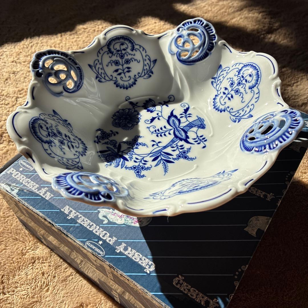 チェコ製　ボーンチャイナ 皿