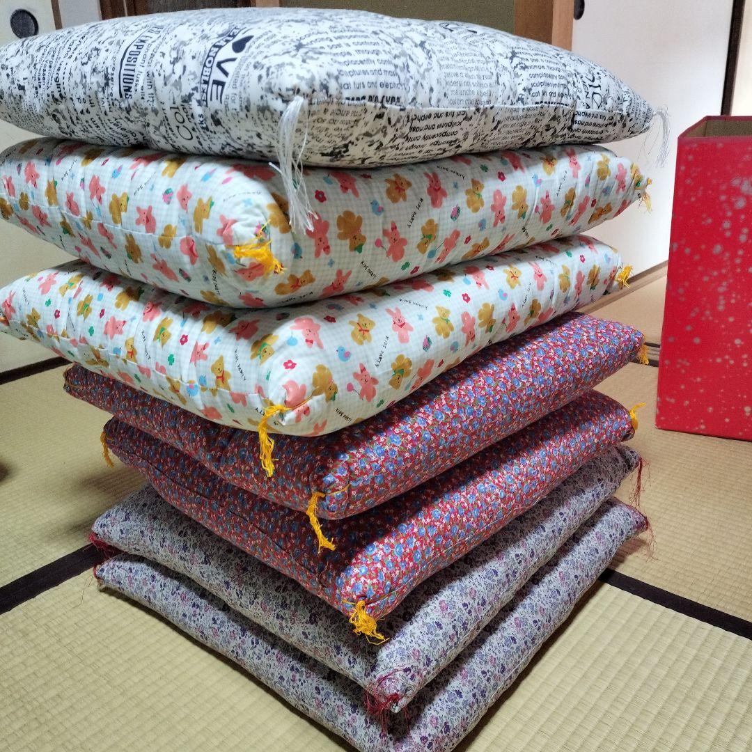 【新品】おふとん屋さんの座布団7枚