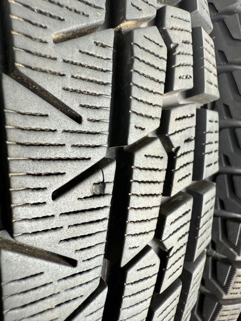 Ramonヨコハマスタッドレス205／70R15 96Q深溝