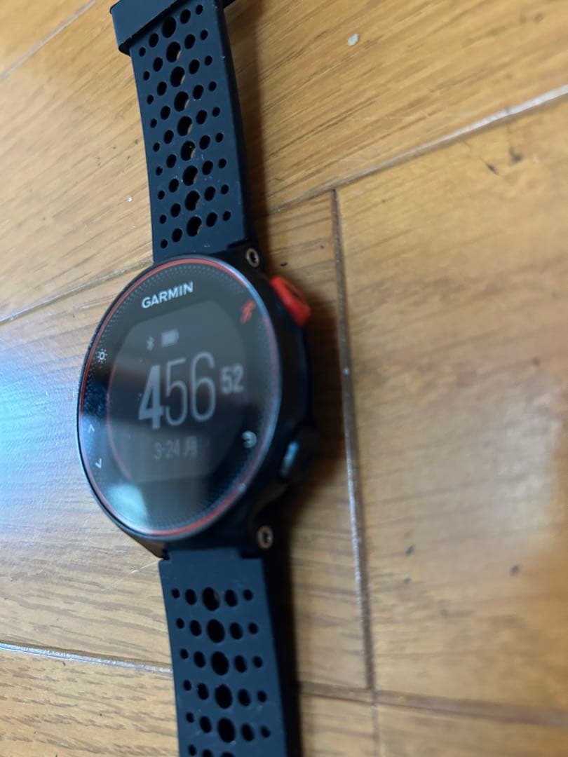 GARMIN ForeAthlete 235J ブラック/レッド　画面キズ無し‼️