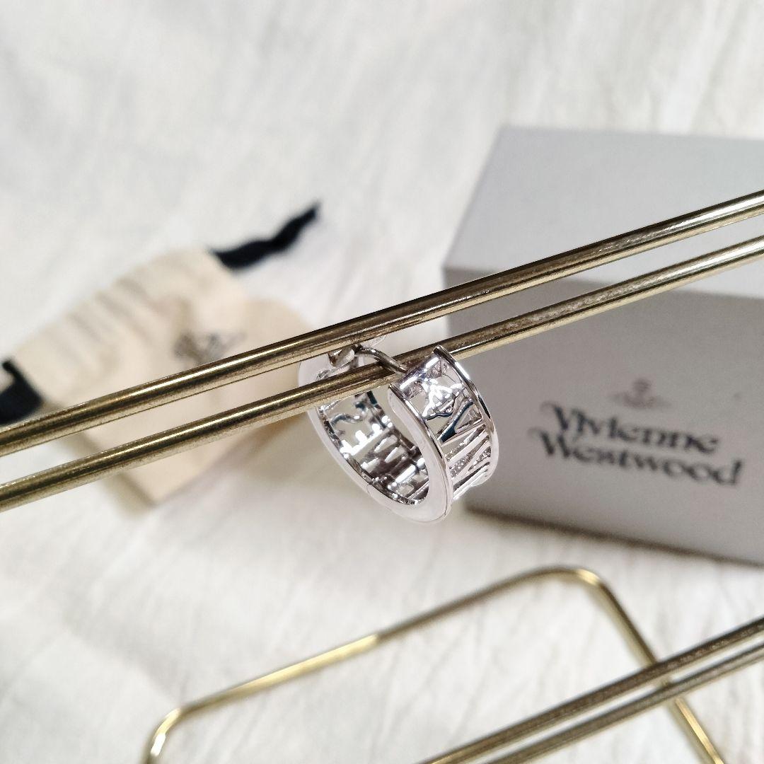 ●Vivienne WestwoodWESTMINSTER シングルフープピアス