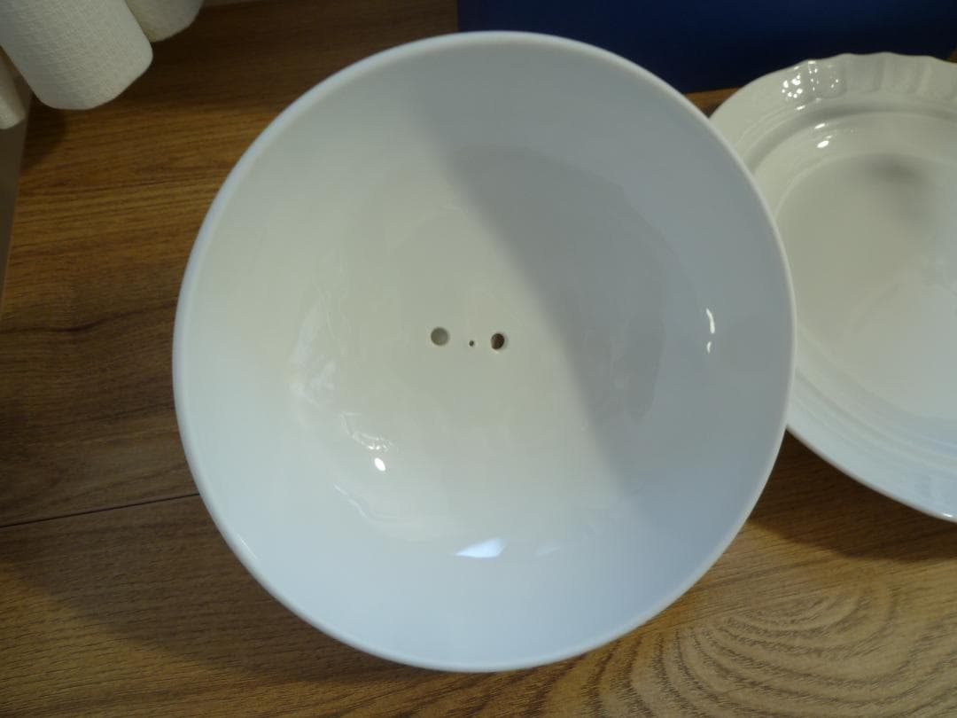 【未使用】リチャードジノリ ベッキオホワイト ベーグルプレート？