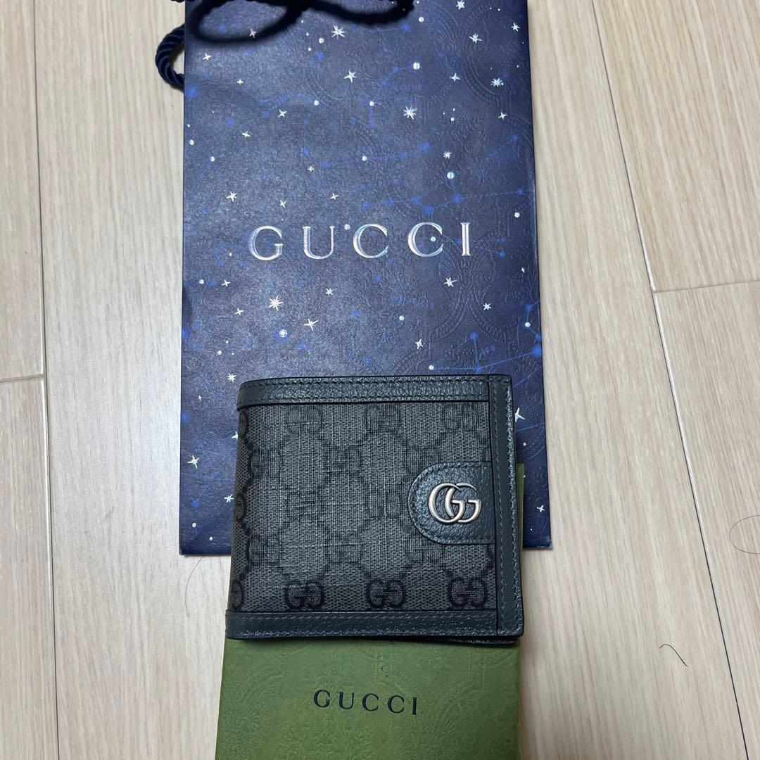 GUCCI 2つ折り財布