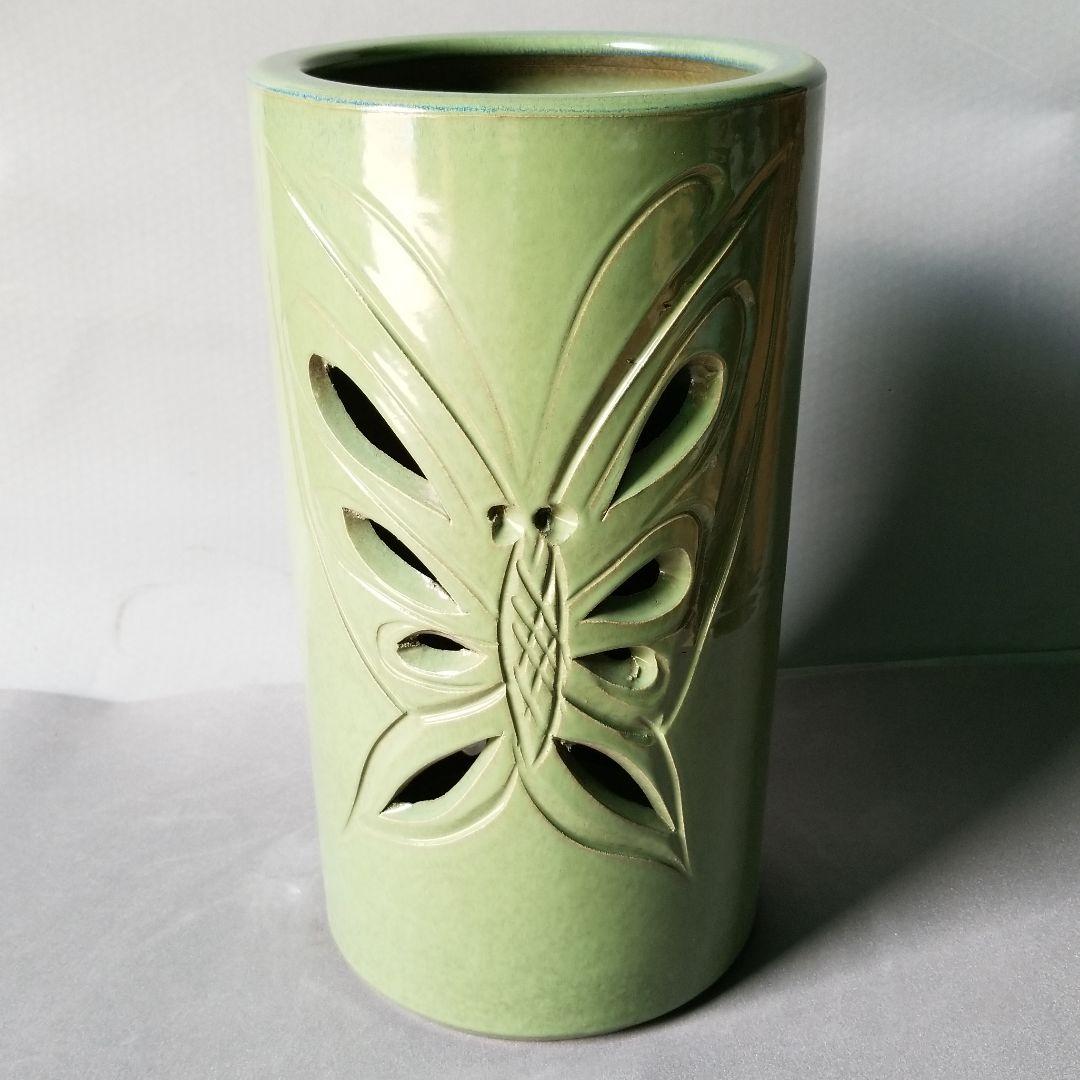 信楽焼傘立て   蝶  高さ４４cm