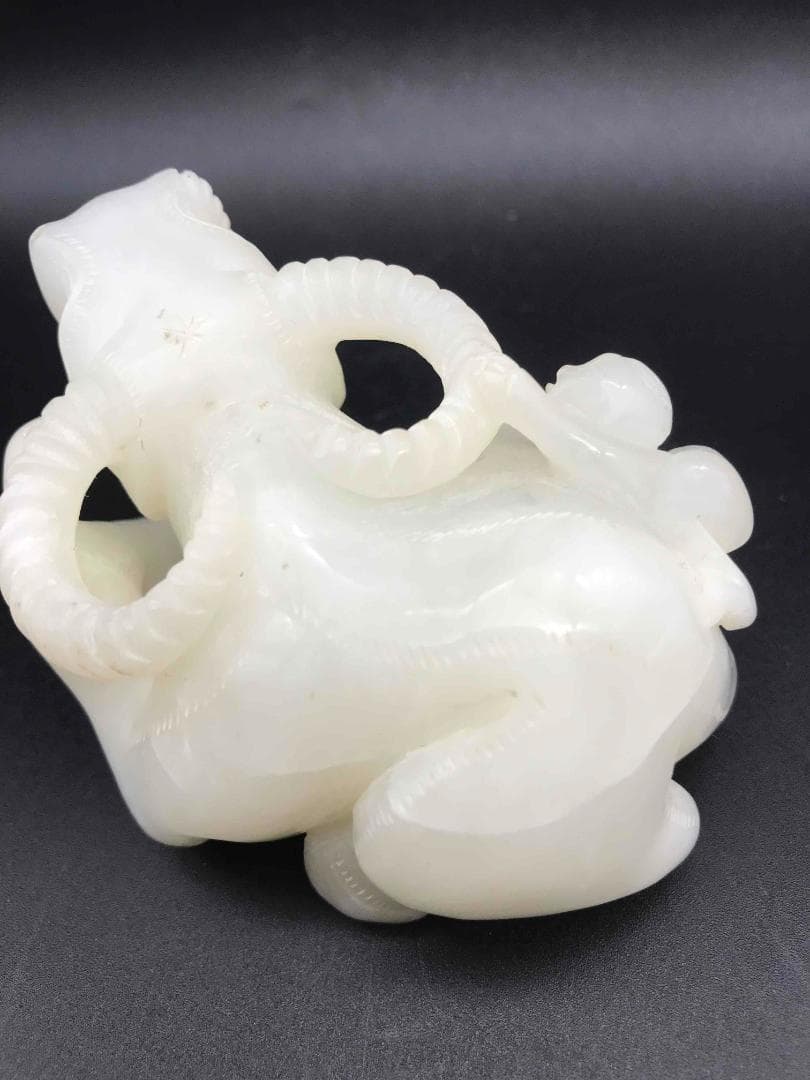 清時代　和田玉　瑞牛　和田白玉彫り　古玉石　時代物　賞物(F-19)
