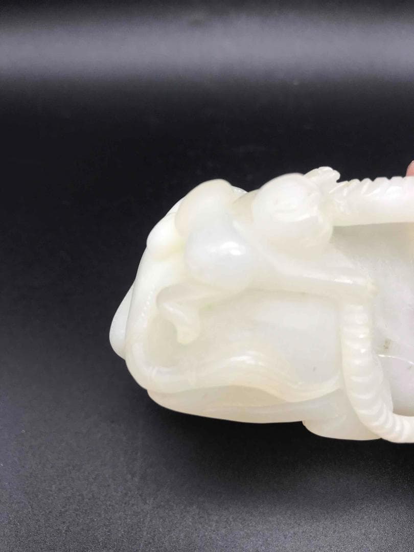 清時代　和田玉　瑞牛　和田白玉彫り　古玉石　時代物　賞物(F-19)