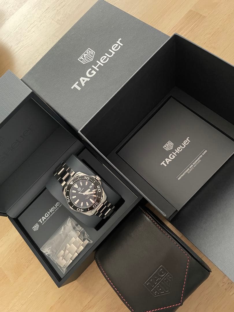 【超美品】入手困難 タグホイヤー アクアレーサー クオーツ 正規品