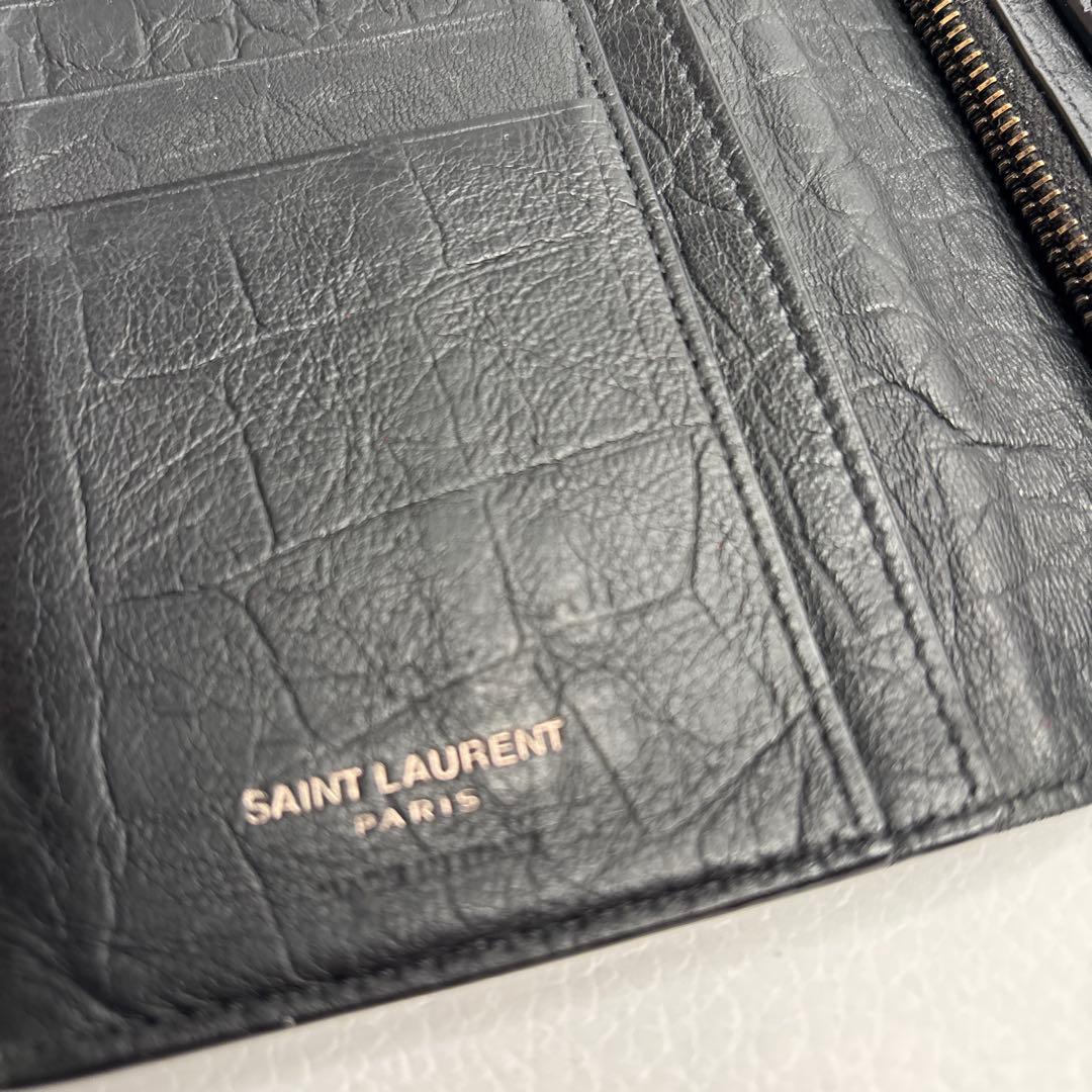 Yves Saint Laurent イヴサンローランク型押し二つ折り長財布