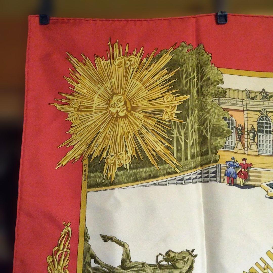 HERMES スカーフ(赤、金色)カレ90