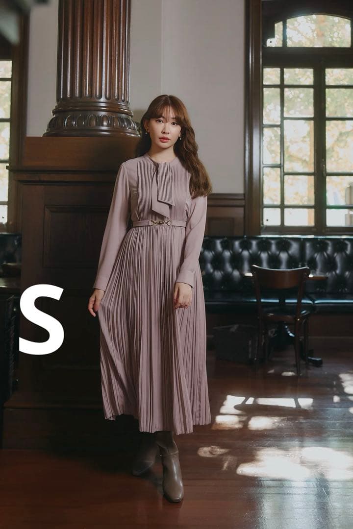 ワンピース Viola Bow Pleated Dress