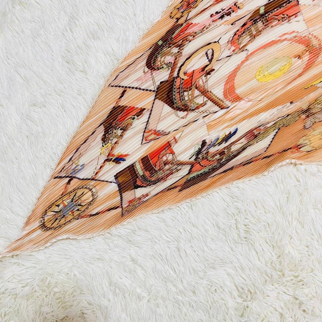 HERMES エルメス プリーツカレ スカーフ ベージュ系 シルク