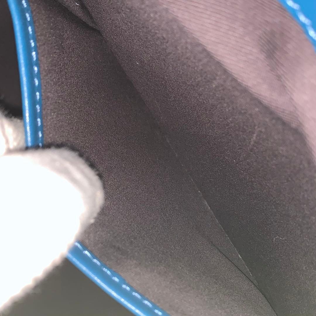 美品✨フジタカ ショッパー トートバッグ レザーロゴ型押し A4可 ブルー