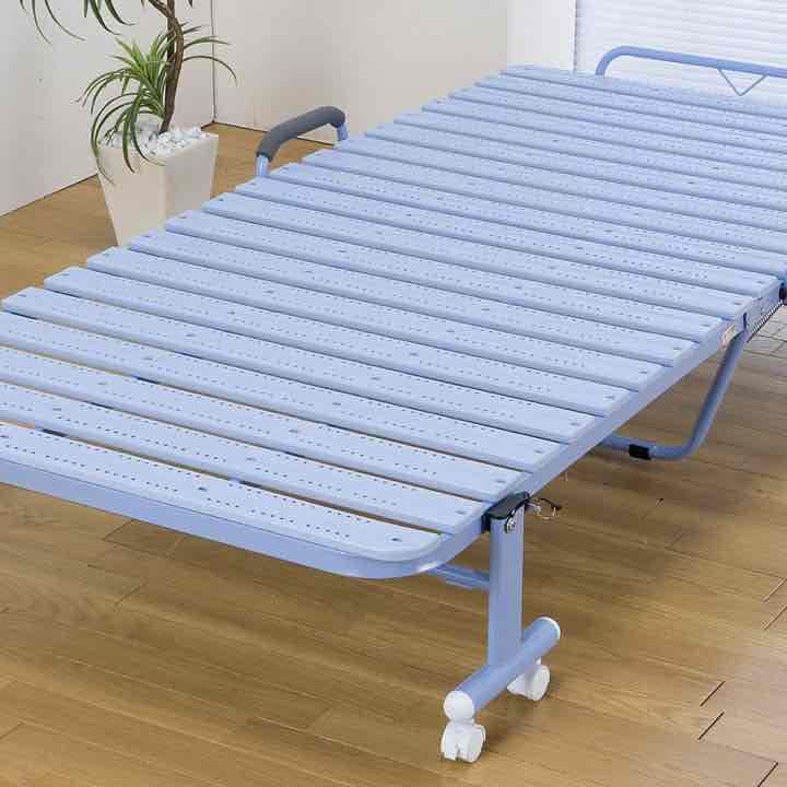 折りたたみ抗菌樹脂すのこベッド