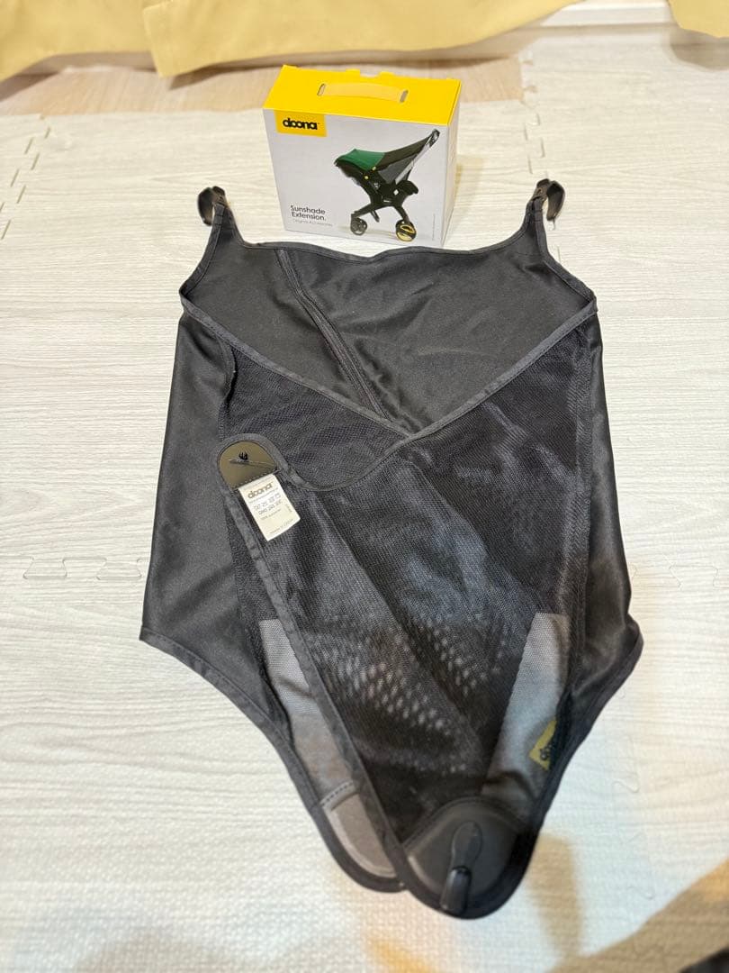 ✨*✨様 Doona ドゥーナベビーカー本体と付属品　レッド