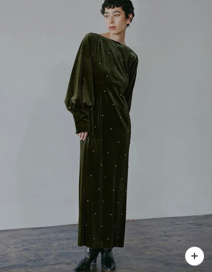 ★新品★未使用タグ付きBACK OPEN PEARL VELOUR DRESS