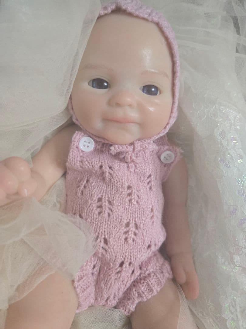 シリコンリボーンドール。お口が開く美人さん。