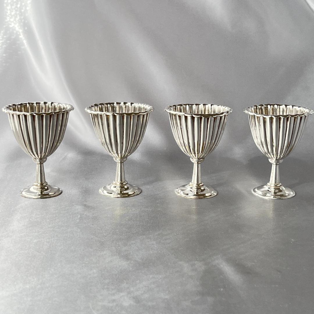 【John Gilbert & Sons】 エッグセット エッグカップ