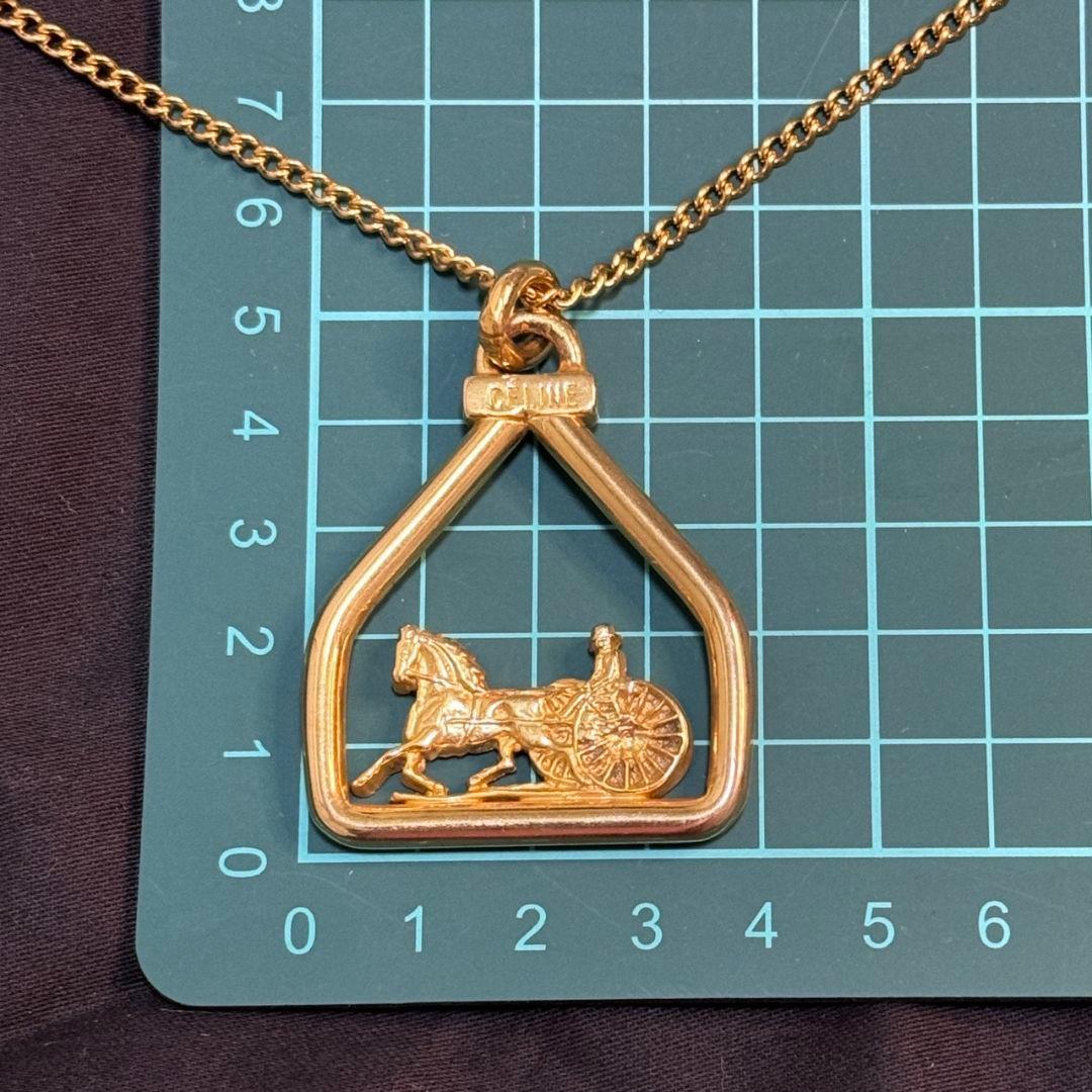 【極美品】CELINE セリーヌ 馬車ロゴ チャーム&ネックレス ゴールド