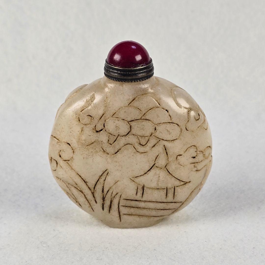 時代 本物和田白玉 清 手彫内堂 陽刻麒麟紋 鼻煙壺 薬瓶 珊瑚蓋 激安