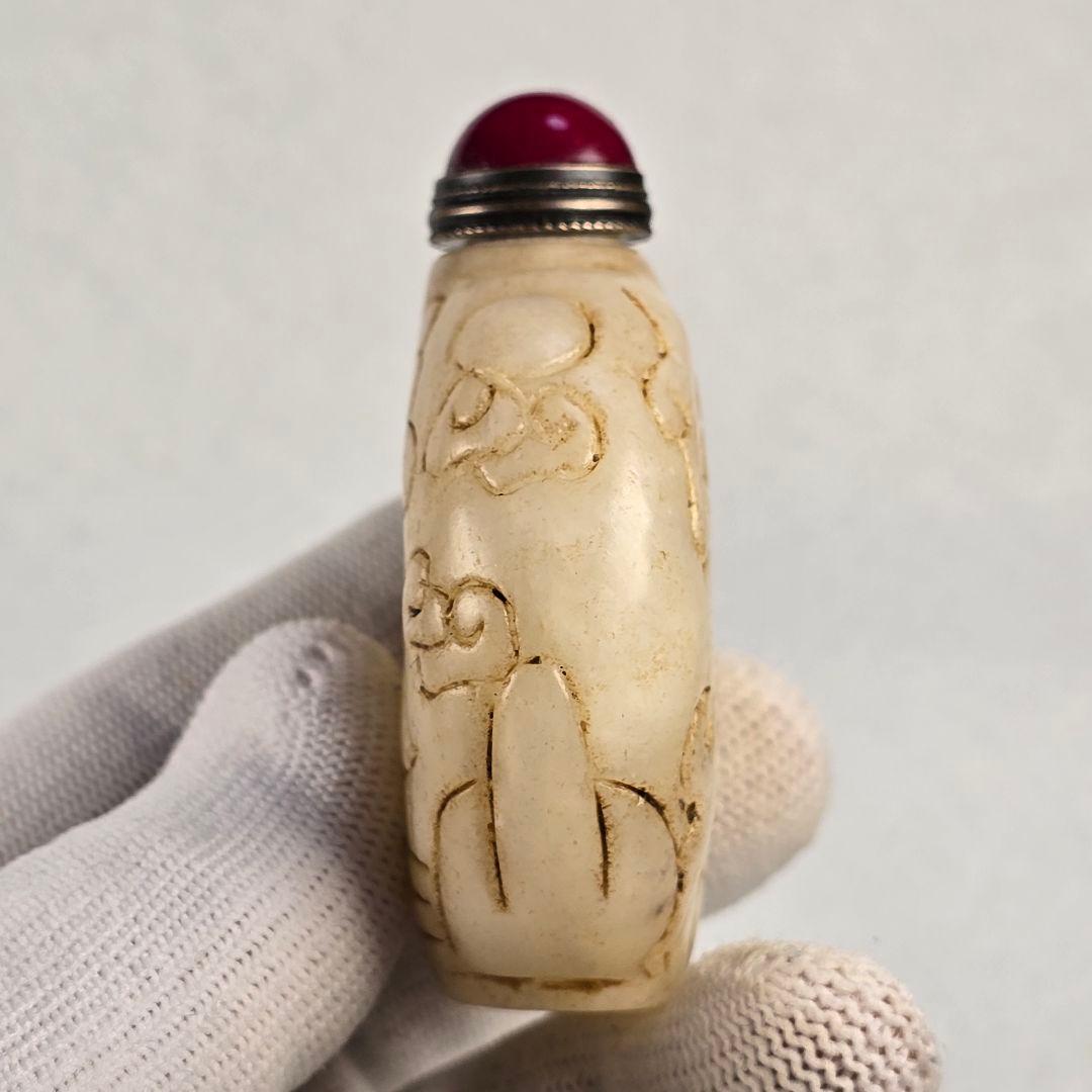 時代 本物和田白玉 清 手彫内堂 陽刻麒麟紋 鼻煙壺 薬瓶 珊瑚蓋 激安