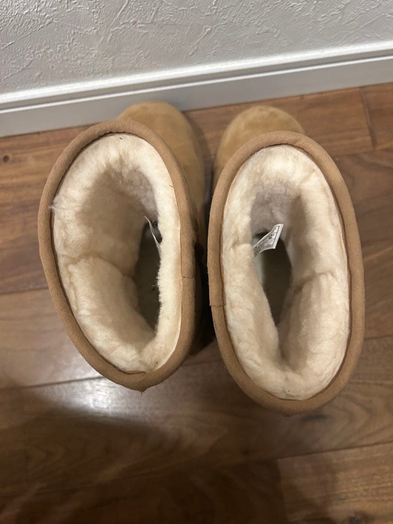 【防水】　UGGブーツ22センチ