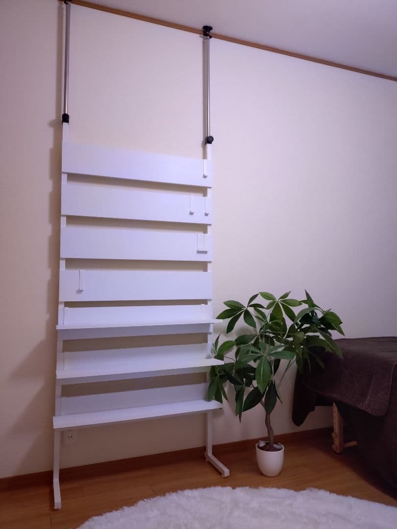 【美品】突っ張りラック 壁面収納 ドリス カロン80 パーテーション ホワイト