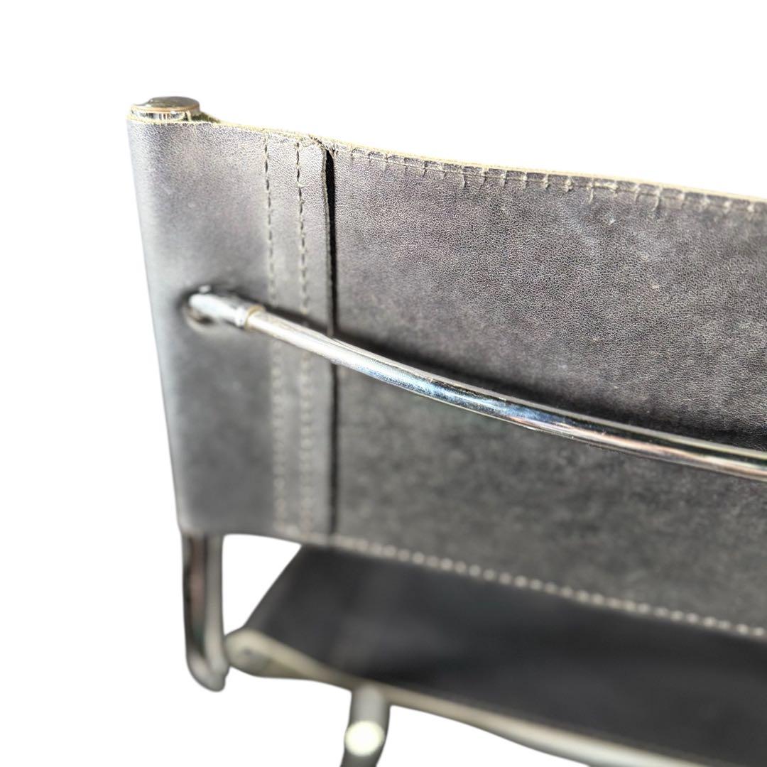 HR742 マルトスタム チェア 皮　リプロダクト 革　カンティレバー レザー