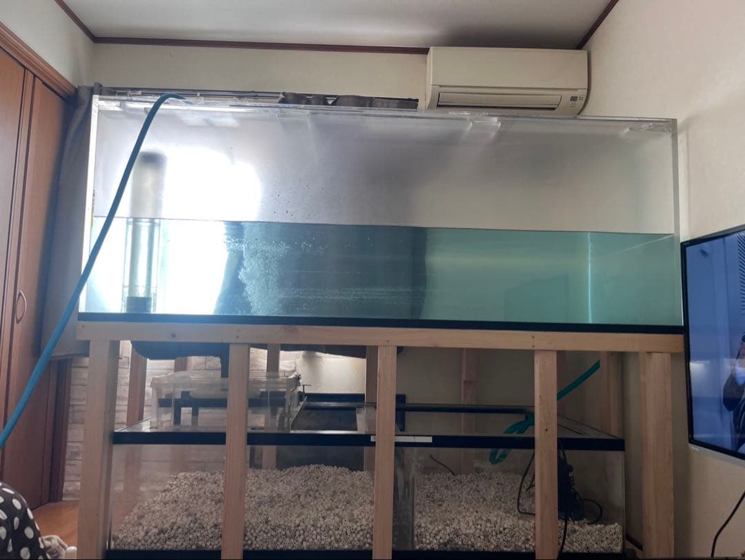 大型アクリル水槽 横幅200cm縦75 奥行100 自宅まで引取り可能な方限定