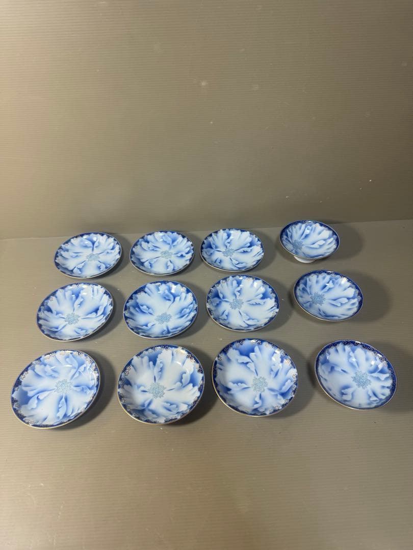 2641 深川製磁　牡丹金ミル　小皿9客　小鉢3客　金彩