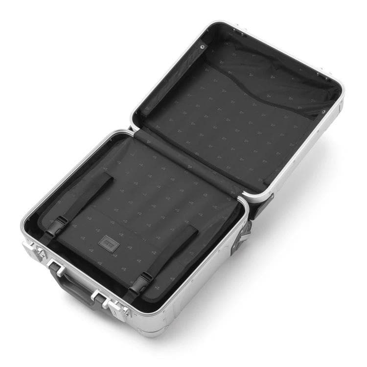 45％OFF定価15.4万【正規品】ゼロハリバートンGeo3.0アルミ キャリー