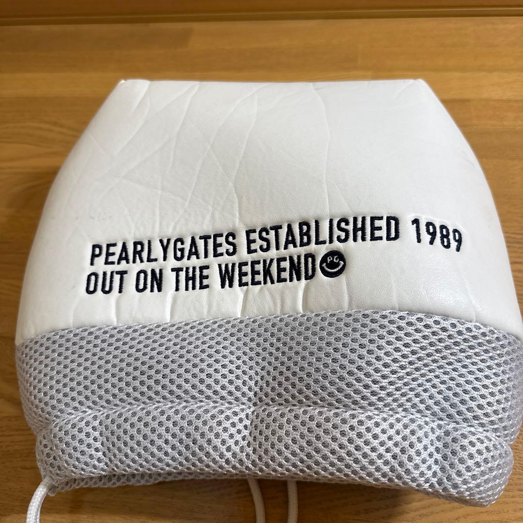 パーリーゲイツゴルフバッグ・キャディバッグ ホワイト　アイアンカバー付き