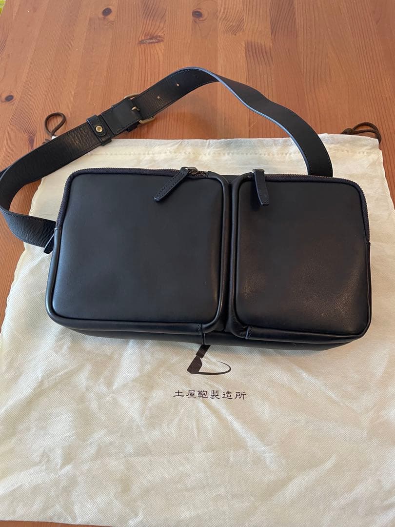 【極美品】土屋鞄　ビーグルトリジップボディーバック　ダークインディゴ