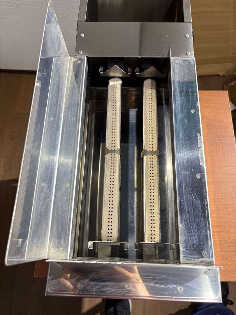 未使用品　中部コーポレーション　串焼き器　GKY03A　LPガス