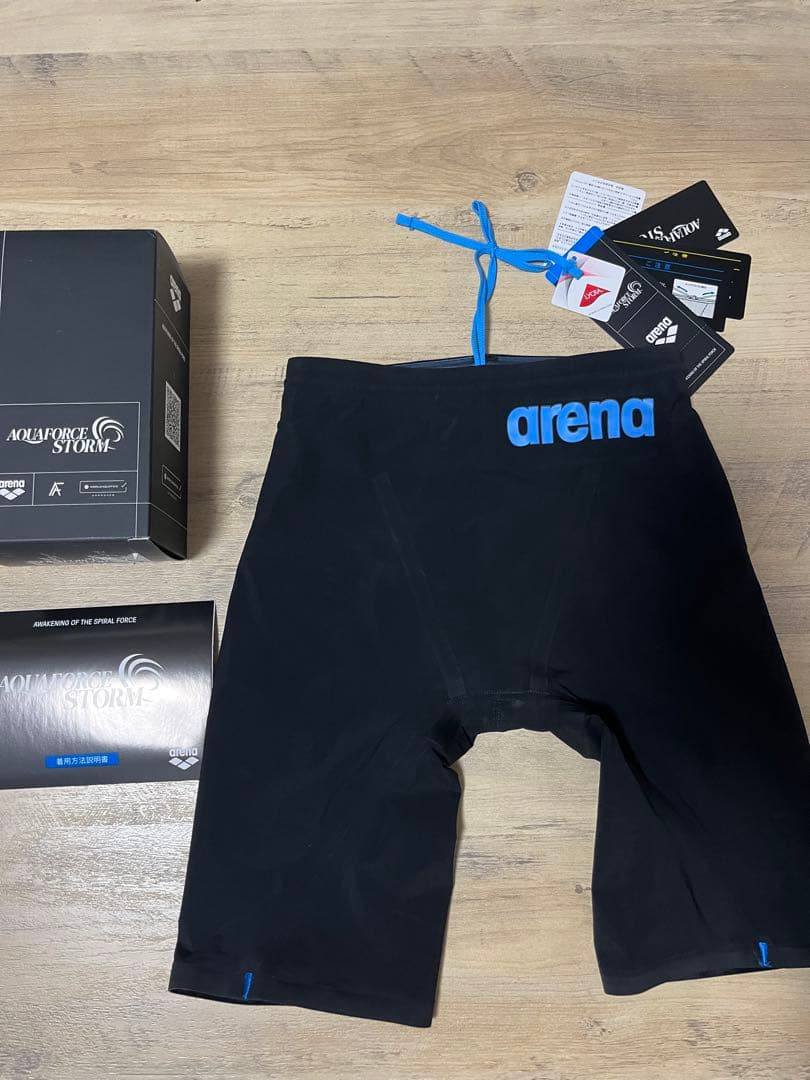 【試着のみ】【新品】【arena】アクアフォース ストーム