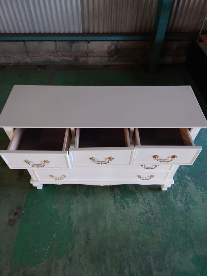 チェスト　白家具　猫脚　シャビーシック　ロココ　フレンチカントリー　サイドボード