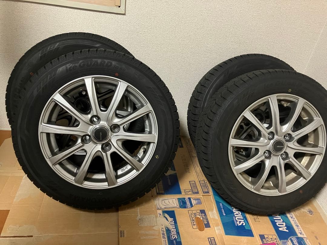 ice GUARD iG60 165/65R14 スタッドレスタイヤセット