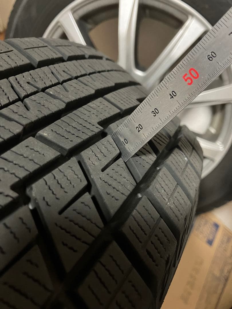 ice GUARD iG60 165/65R14 スタッドレスタイヤセット
