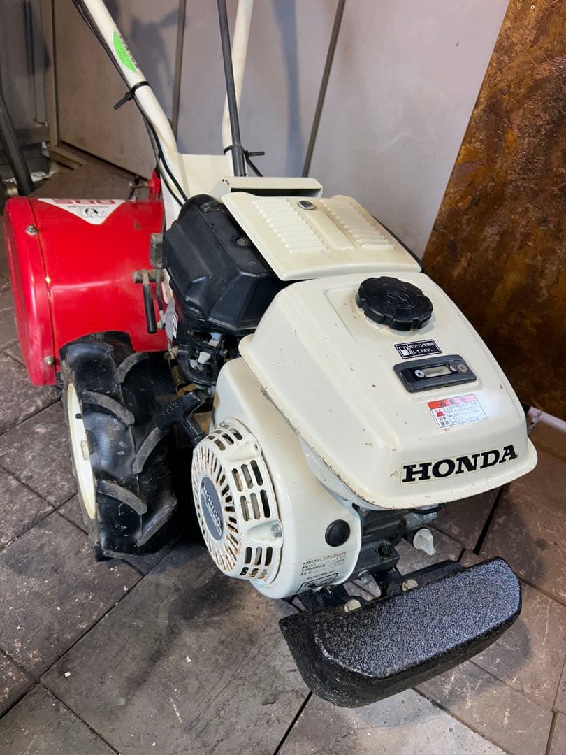 引き取り希望です。不動ジャンク品。ホンダ耕運機FU650