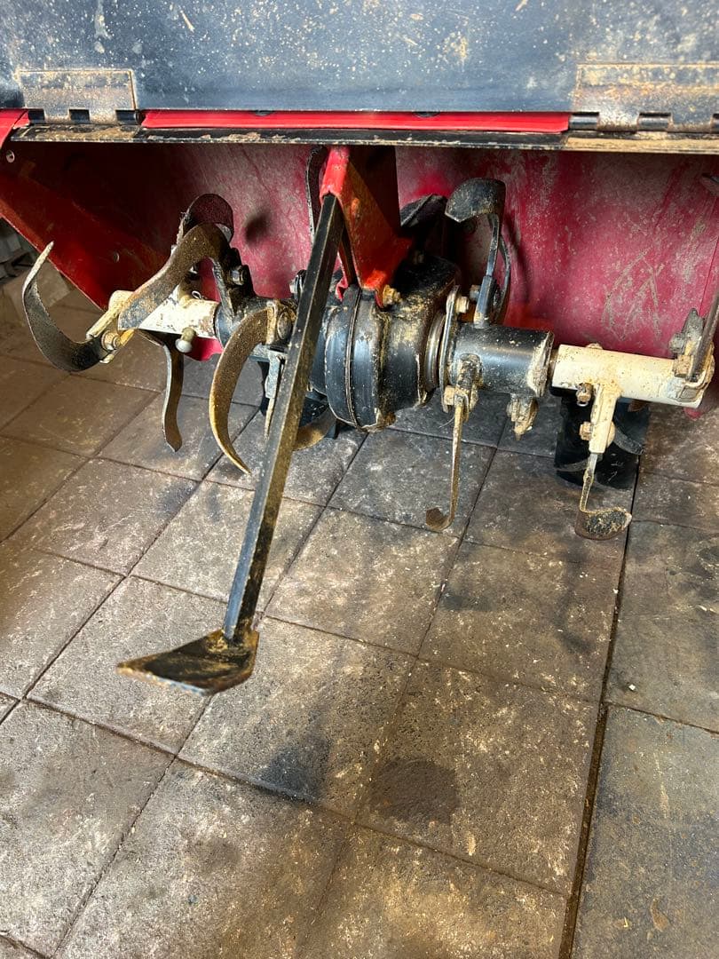 引き取り希望です。不動ジャンク品。ホンダ耕運機FU650