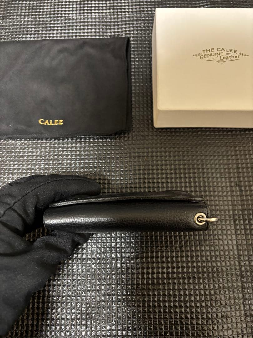 （激レア）CALEE ブラックレザー 三つ折り財布 山田蓮