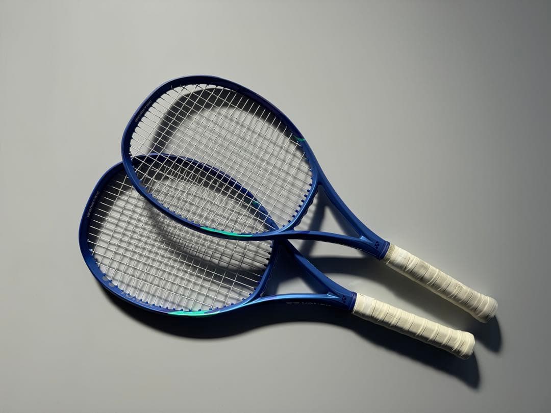 EZONE98テニスラケット 2本セット