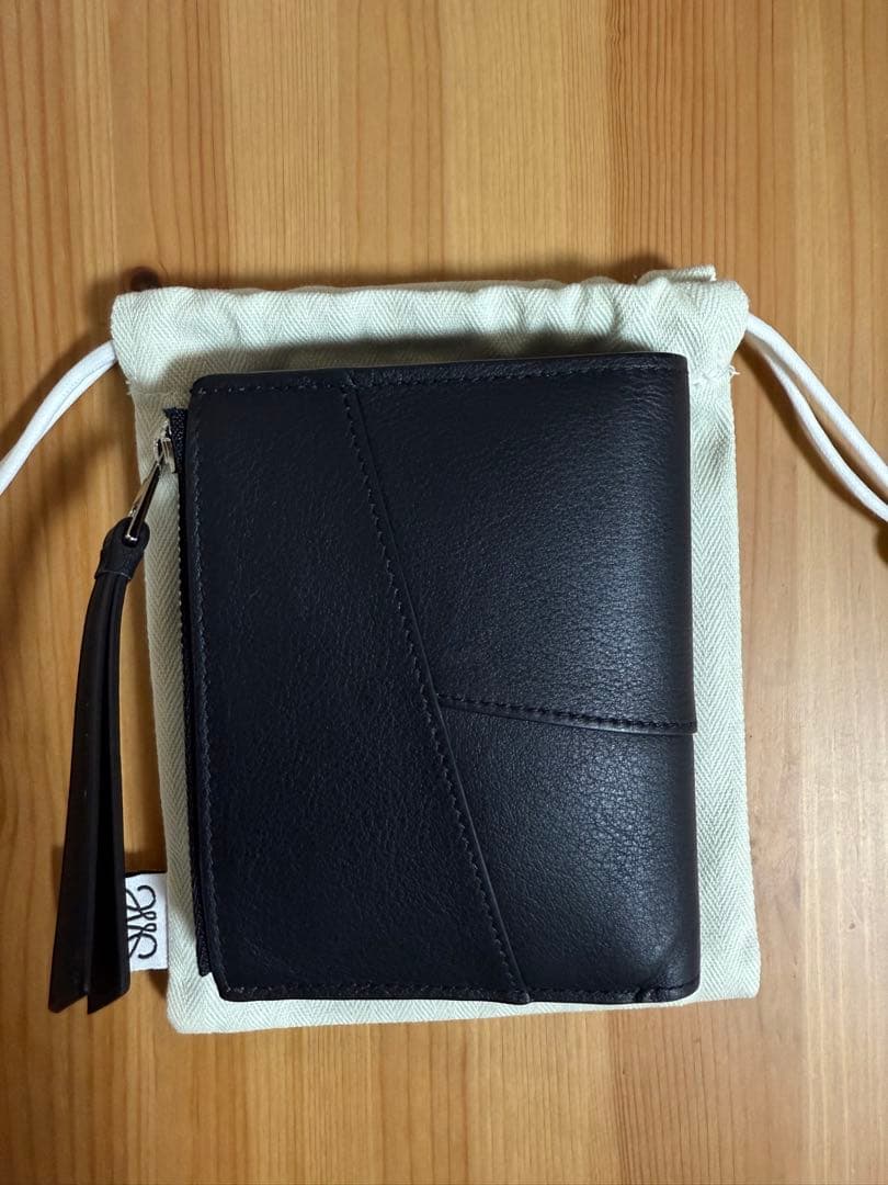 LOEWE ロエベ　パズル スリム コンパクト ウォレット クラシックカーフ