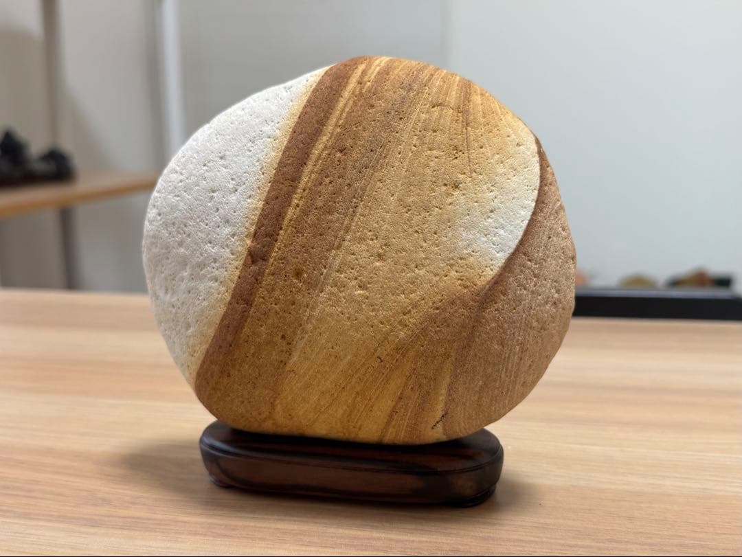 鑑賞石 水石 天然石 盆石 白と茶色のストライプ インテリア 置物