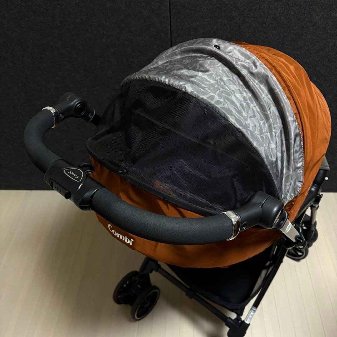 コンビ　スゴカルα 4キャス　コンパクト　エッグショック　 Ltd ベビーカー