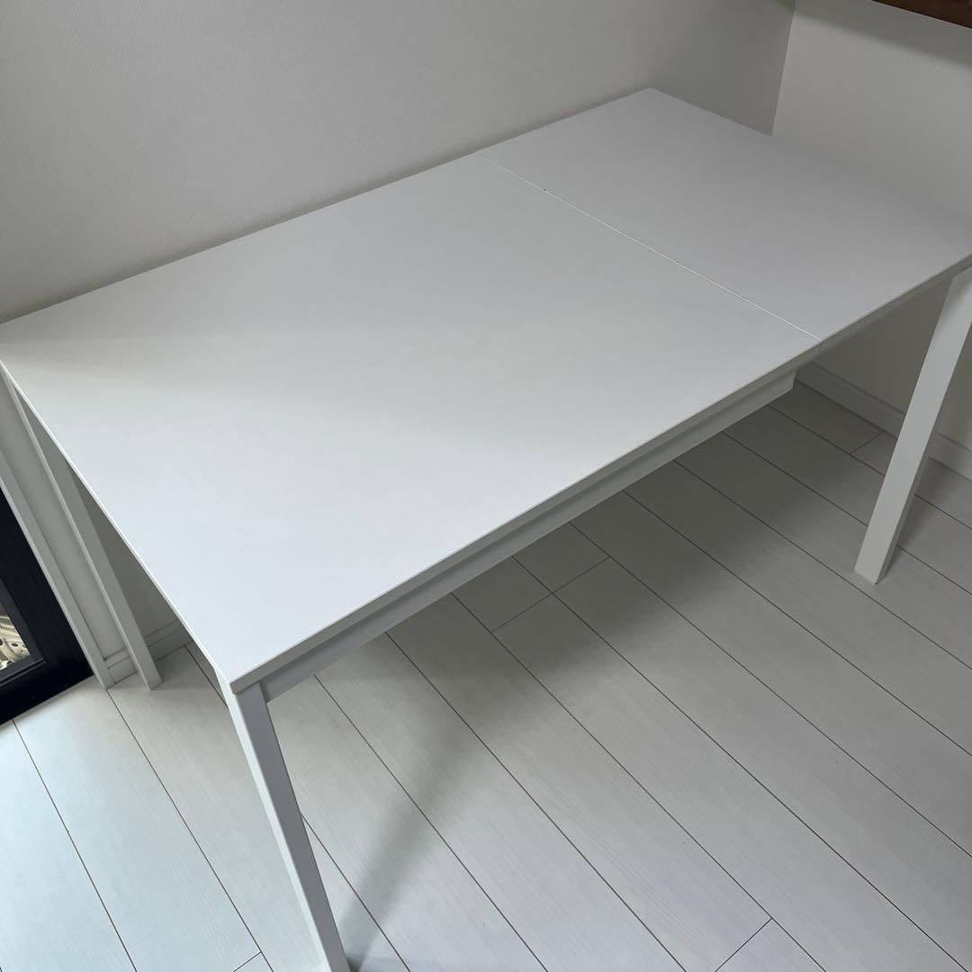 IKEA 伸縮可能 ダイニングテーブル